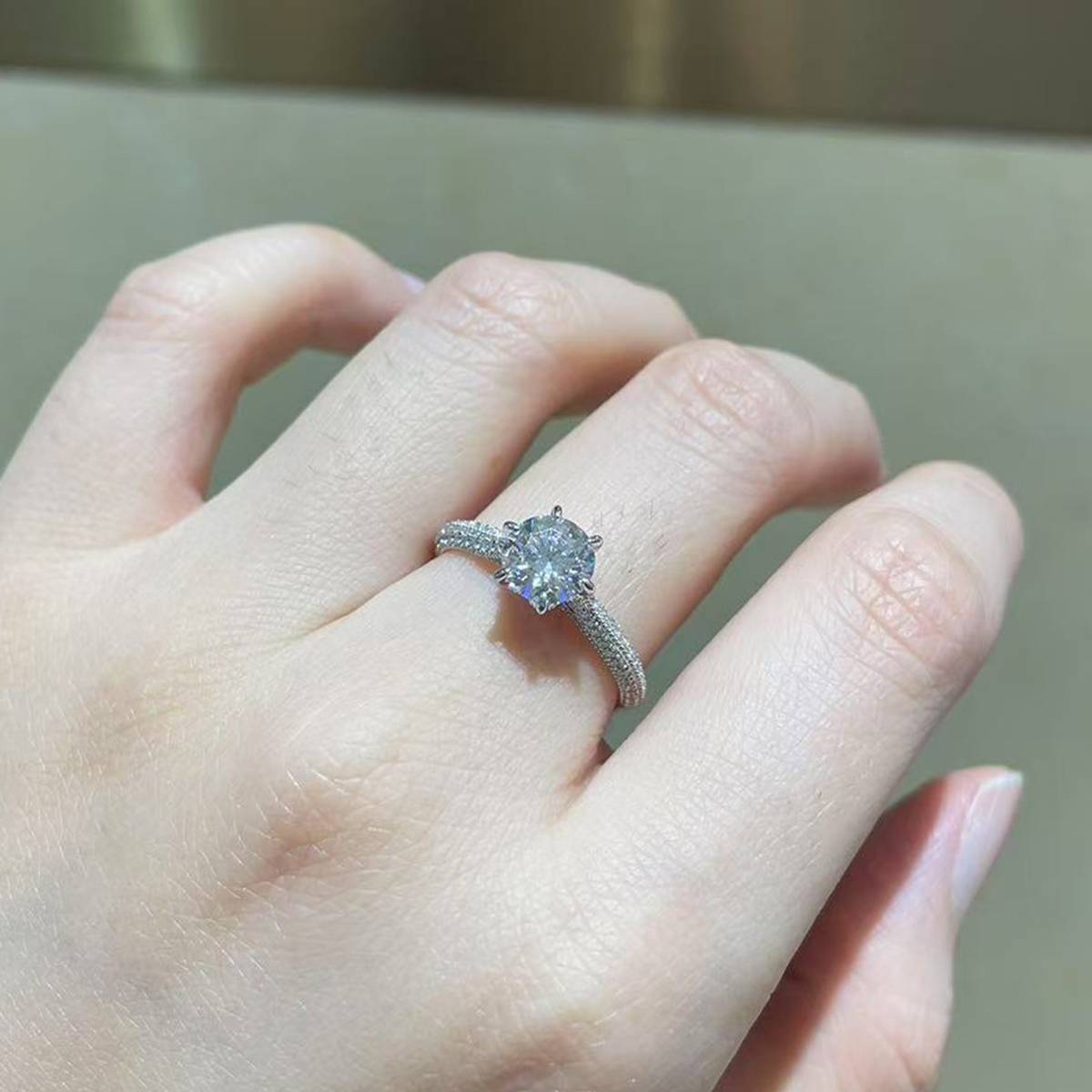 Single Head Women's Ring S925 Silver Plated Platinum Customized Selection Main Stone Moissanite Diamond 1.0ct/Secondary Stone High Carbon Diamond